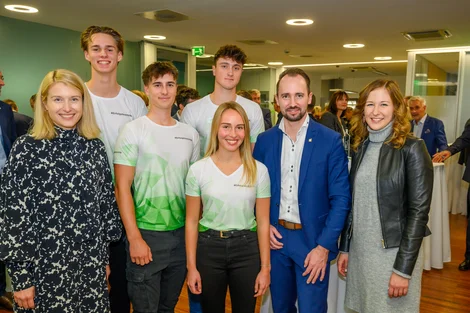 Gruppenfoto beim Weltspartagsempfang der VKB